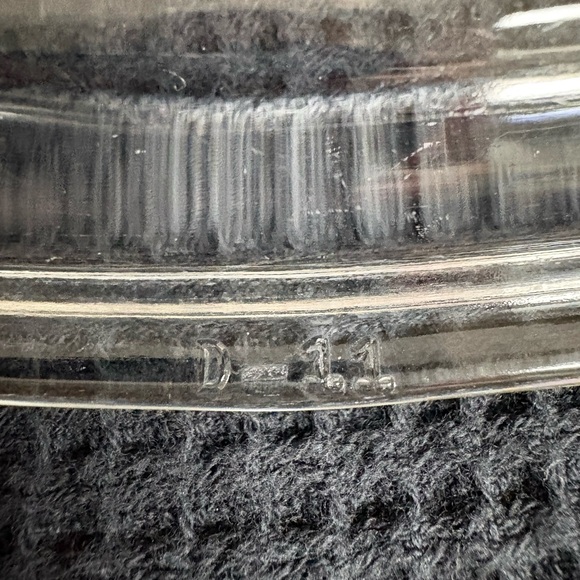 Corningware Floral Casserole Dish with Glass Lid - Picture 13 of 16